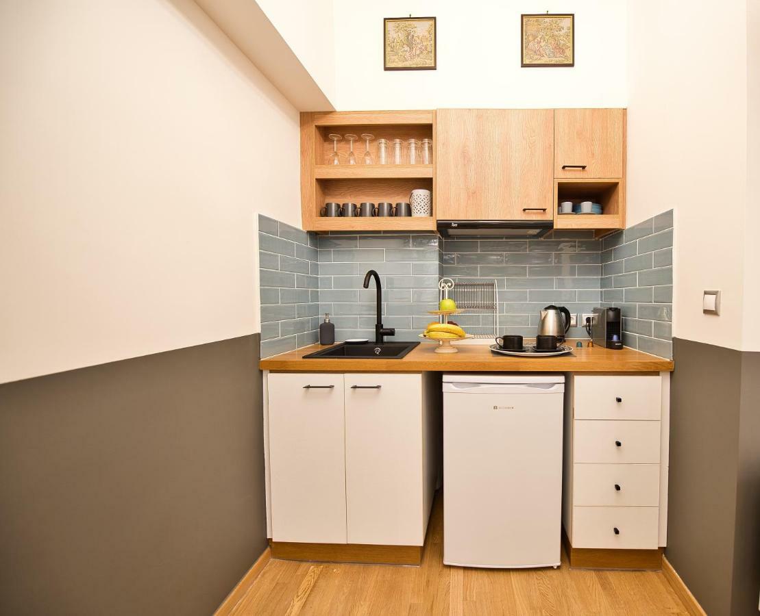 Rastoni Athens Suites Near Acropolis At Tsatsou Street ภายนอก รูปภาพ