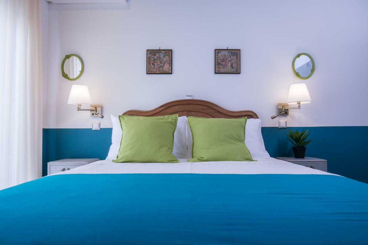 Rastoni Athens Suites Near Acropolis At Tsatsou Street ภายนอก รูปภาพ